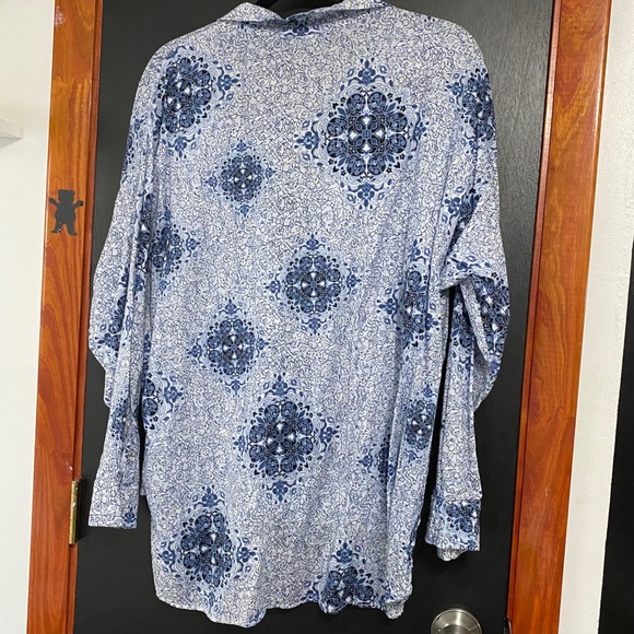 h&m button down - Picture 2 of 2